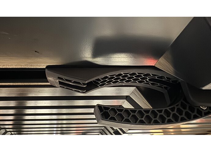 Box dachowy Taurus Adventure 480 czarny matowy NEW