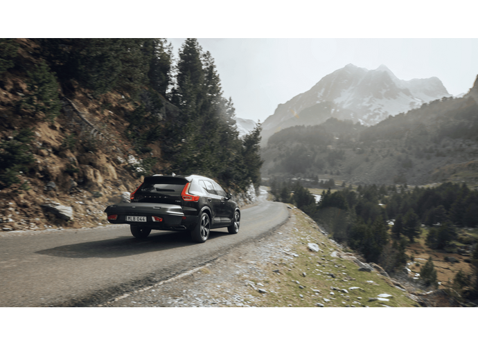 Thule Arcos M box na hak holowniczy