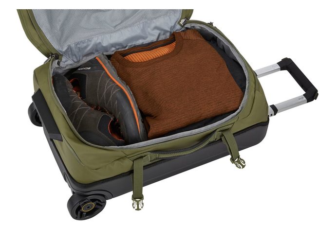 Thule Chasm Carry On 55cm/22"  - Olivine