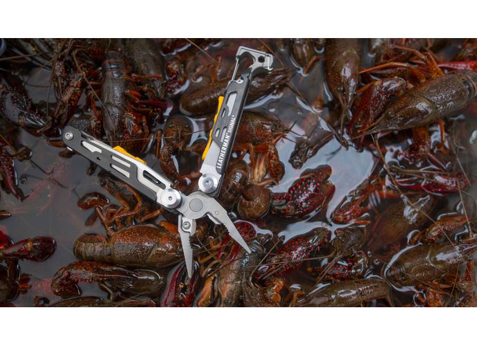 Leatherman SIGNAL Multitool 19 narzędzi stal nierdzewna