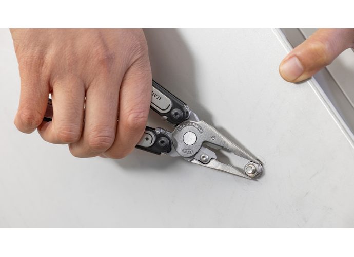 Leatherman ARC Multitool 20 narzędzi stal nierdzewna i czarna powłoka DLC