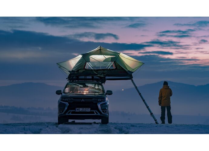Zestaw POWYSTAWOWY Yakima SkyRise M HD - namiot całoroczny na samochód + aneks