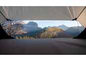 Zestaw POWYSTAWOWY Yakima SkyRise M HD - namiot całoroczny na samochód + aneks
