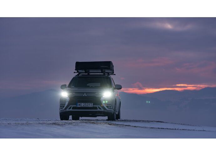 Zestaw POWYSTAWOWY Yakima SkyRise M HD - namiot całoroczny na samochód + aneks