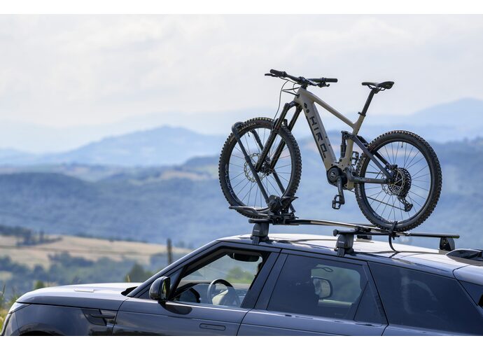 Menabo Clover SX Czarny aluminiowy uchwyt rowerowy na dach do e-bike (lewostronny)