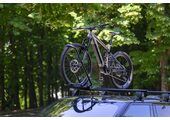 Menabo Clover DX czarny aluminiowy uchwyt rowerowy na dach do e-bike (prawostronny)