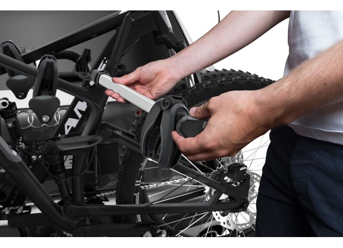 Thule EasyFold XT 934 bagażnik na hak na 3 rowery