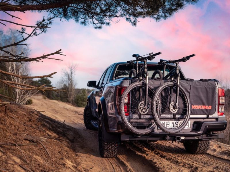 Yakima GateKeeper &ndash; bagażnik rowerowy na pakę pick-upa