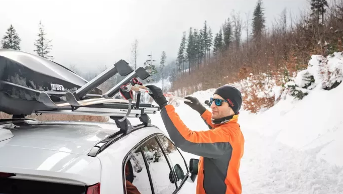 Uchwyt na narty i snowboardy Taurus SnowUp 300