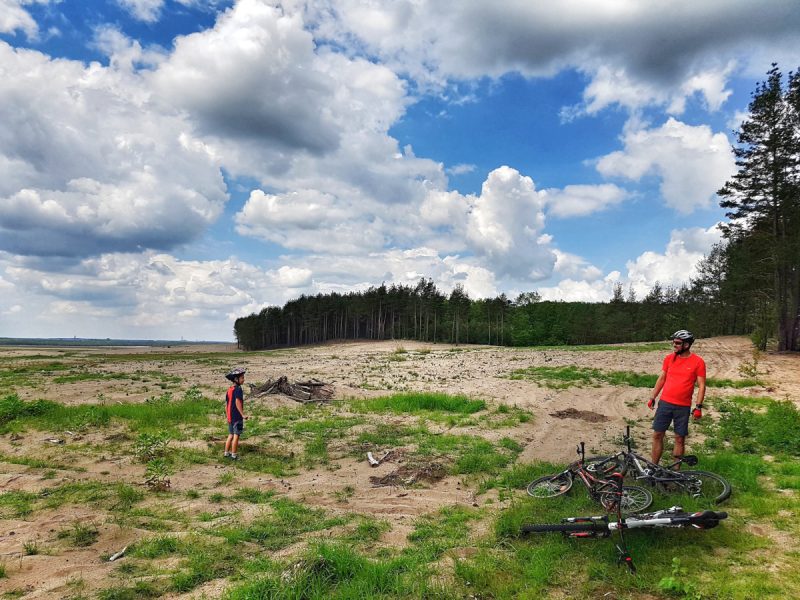 &bdquo;Odkrywcy Taurus&rdquo; rowerem wok&oacute;ł Pustyni Błędowskiej